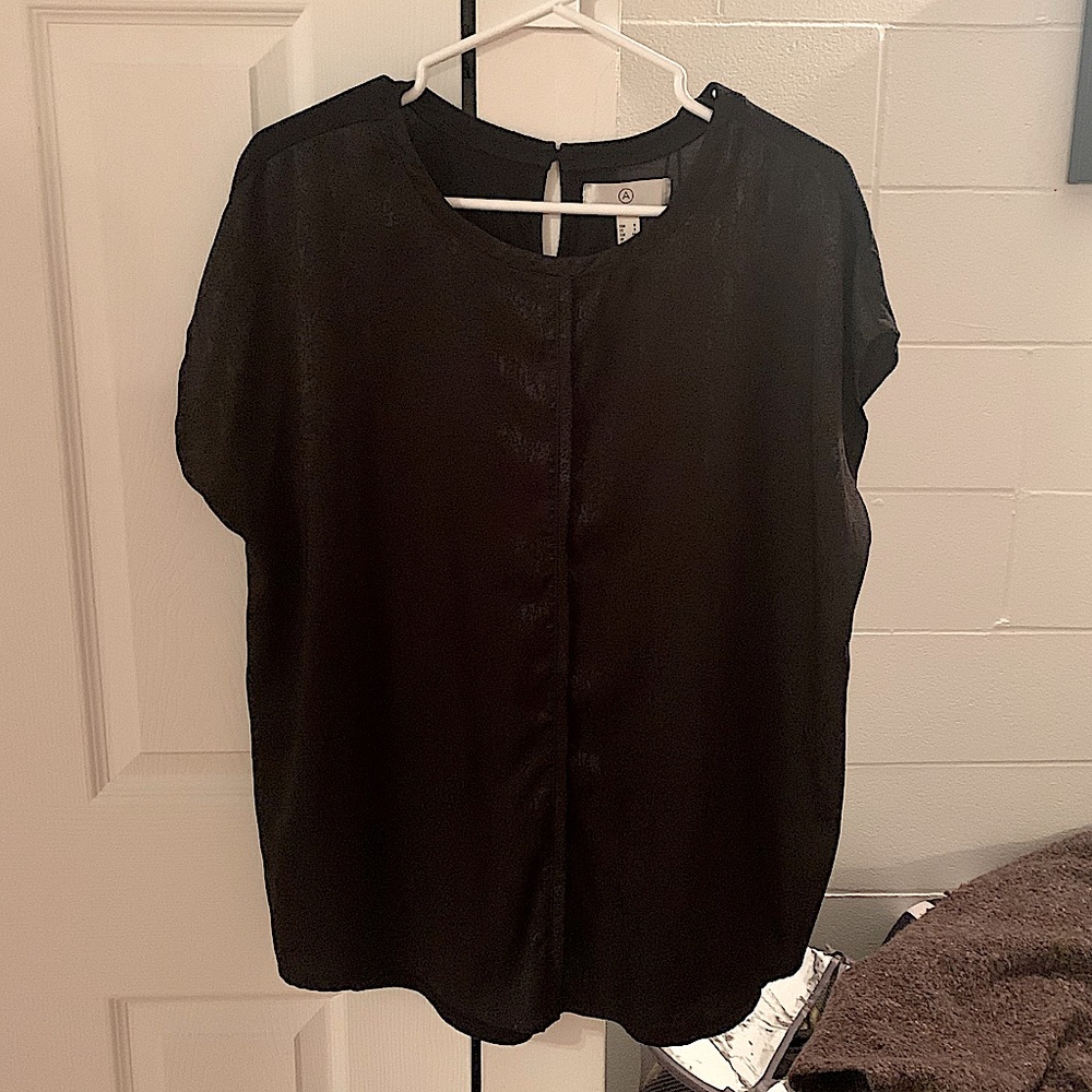 Black shirt/blouse - Very cute and chick